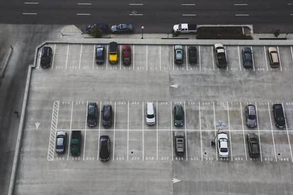 Quelles sont les conséquences fiscales d'un investissement dans un parking ou un garage ?